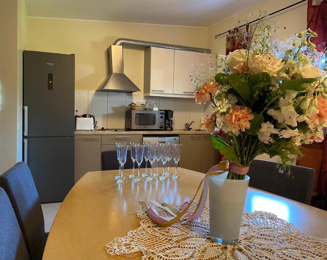 Villa Meri Apartments Пярну Экстерьер фото
