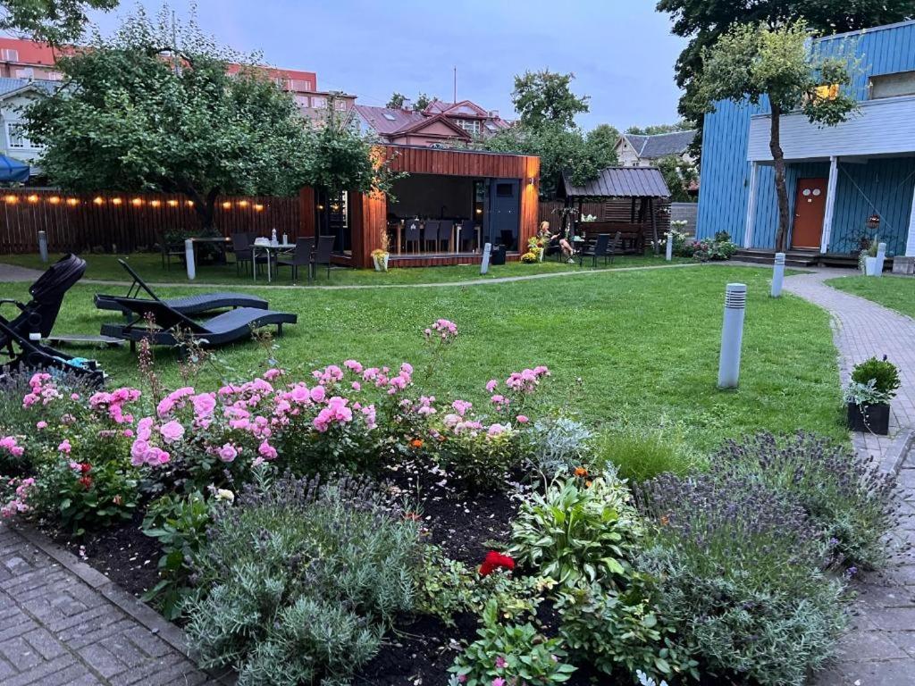 Villa Meri Apartments Пярну Экстерьер фото