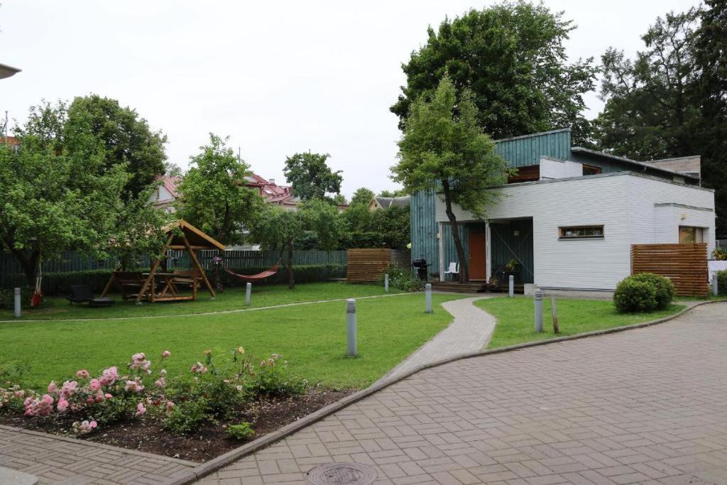 Villa Meri Apartments Пярну Экстерьер фото