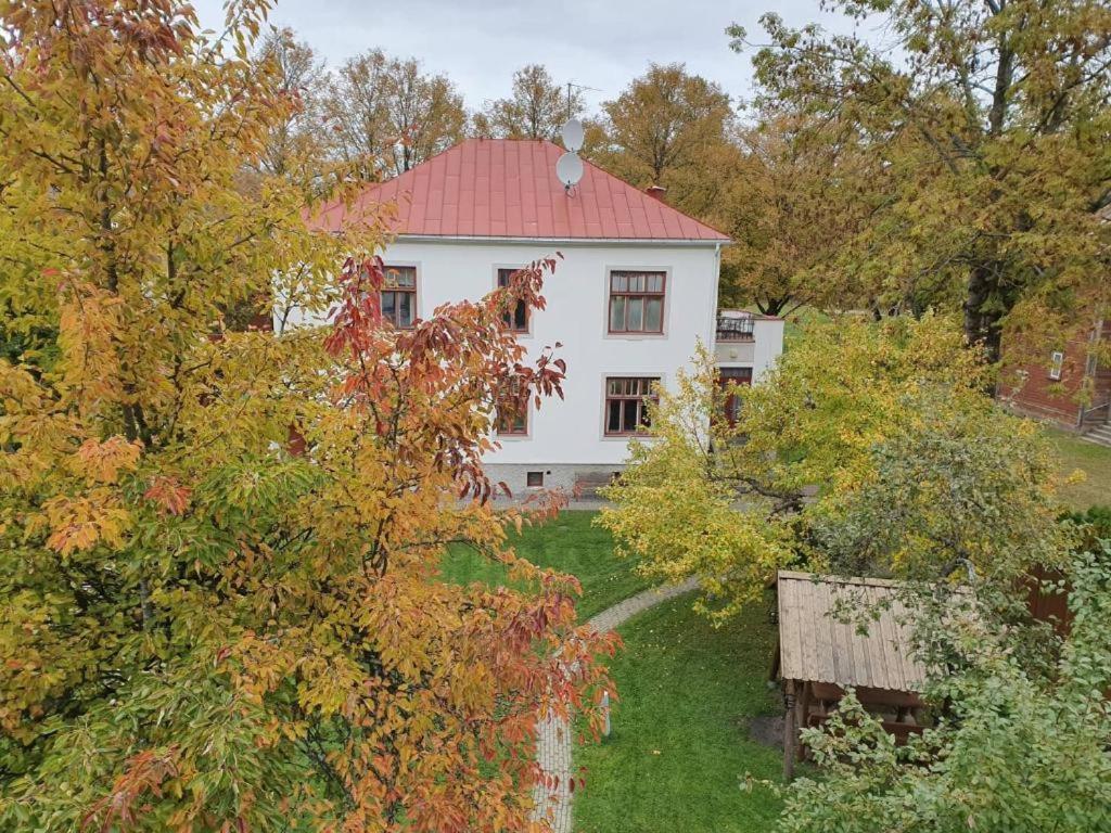 Villa Meri Apartments Пярну Экстерьер фото