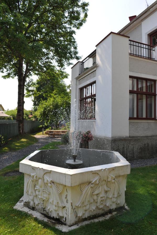 Villa Meri Apartments Пярну Экстерьер фото
